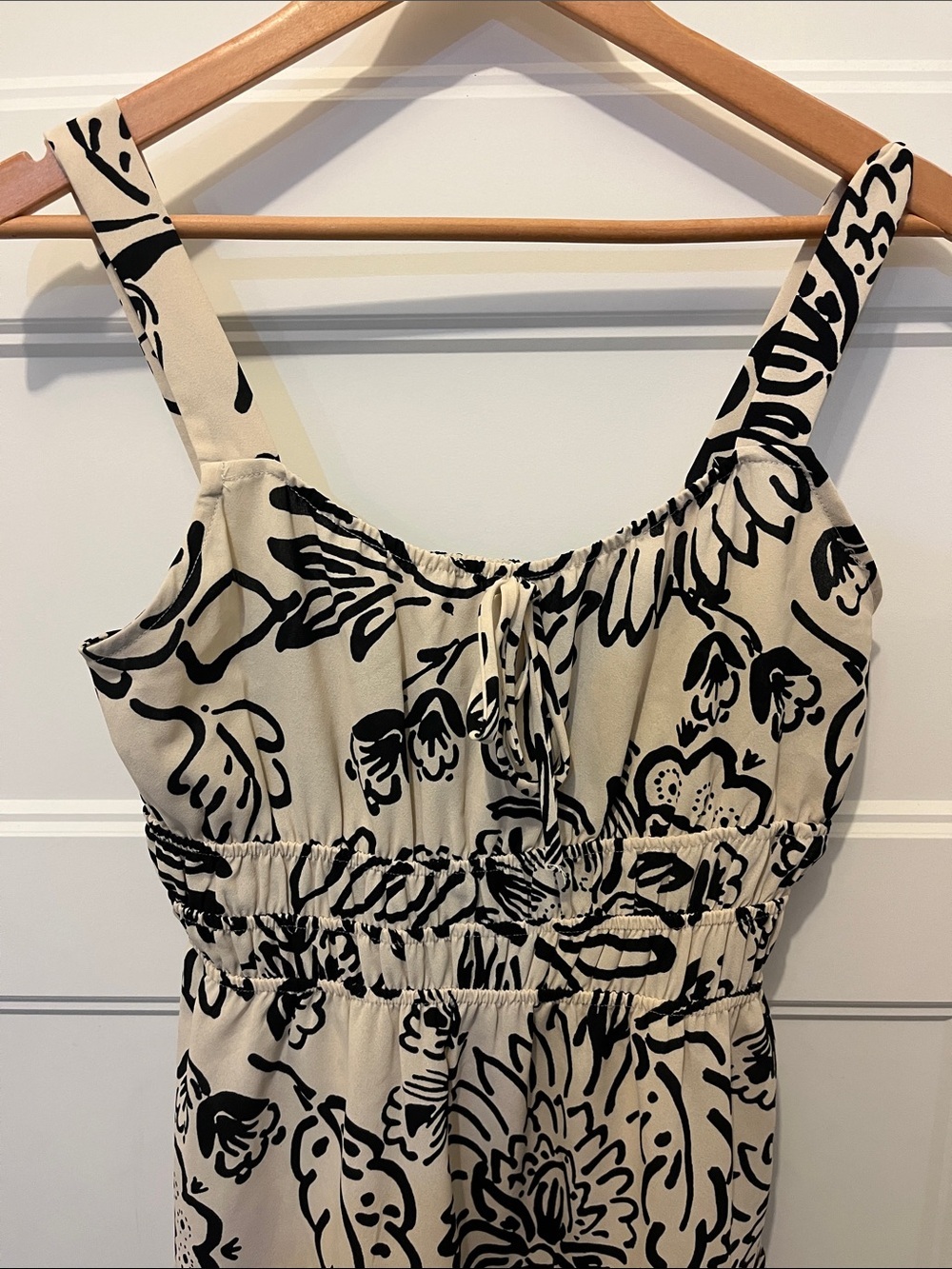 Monteau Cream Dress with Black Floral Print - Picture 4 of 6
